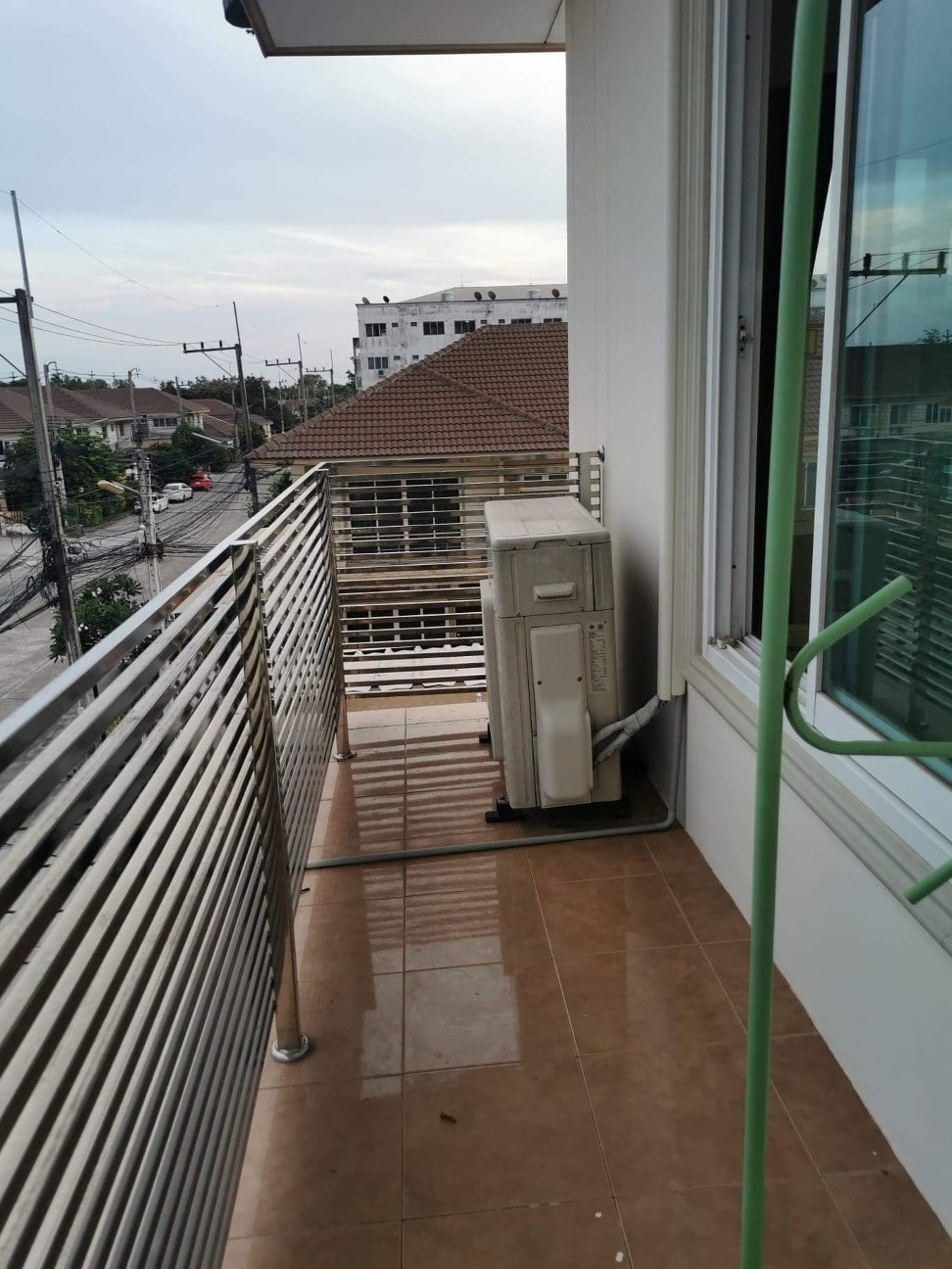 1 Bed Condo — photo 4
