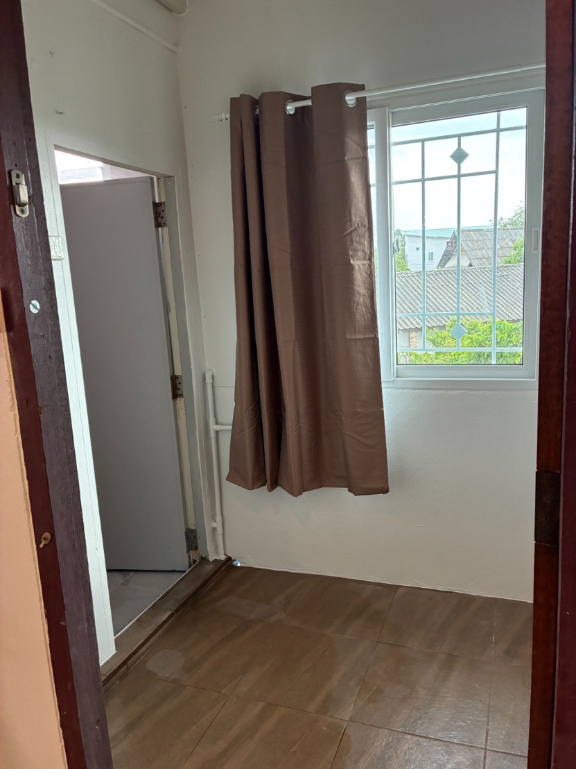 1 Bed Condo — photo 5