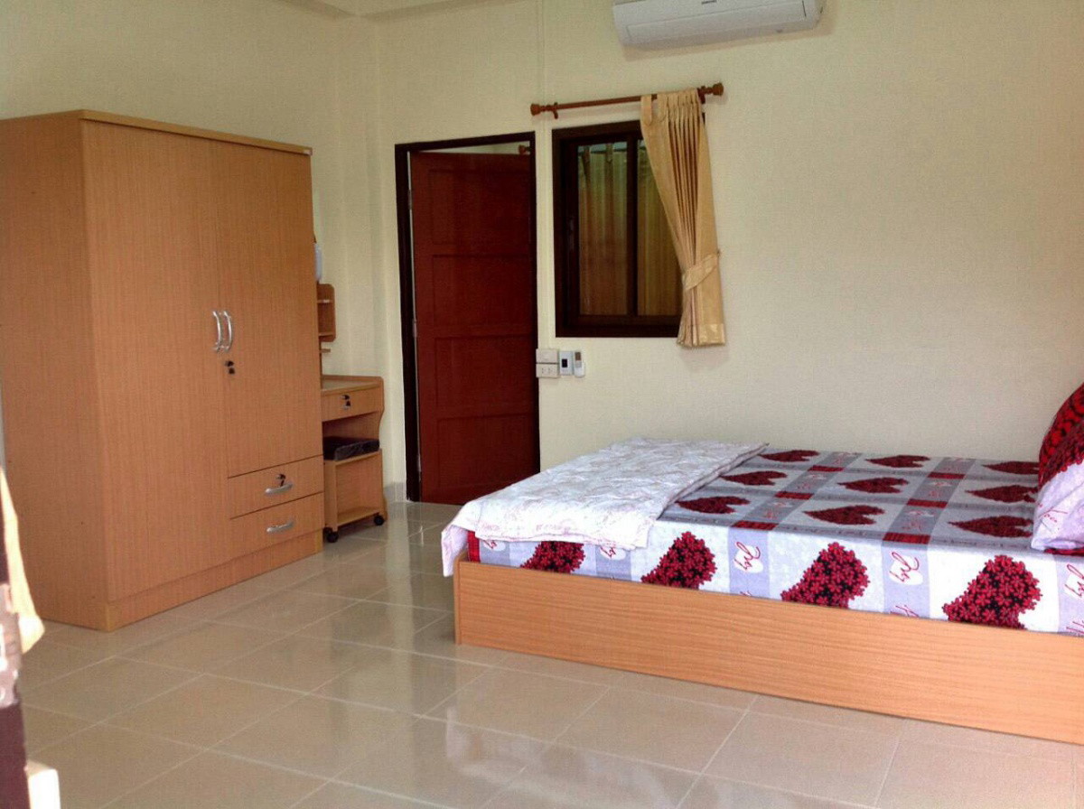 1 Bed Condo — photo 5