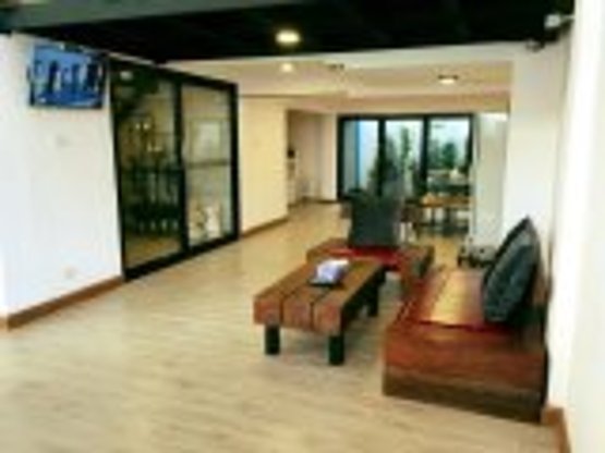 1 Bed Condo · Khlong Toei, bangkok — photo 2
