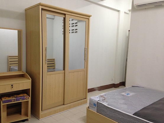 1 Bed Condo — photo 1