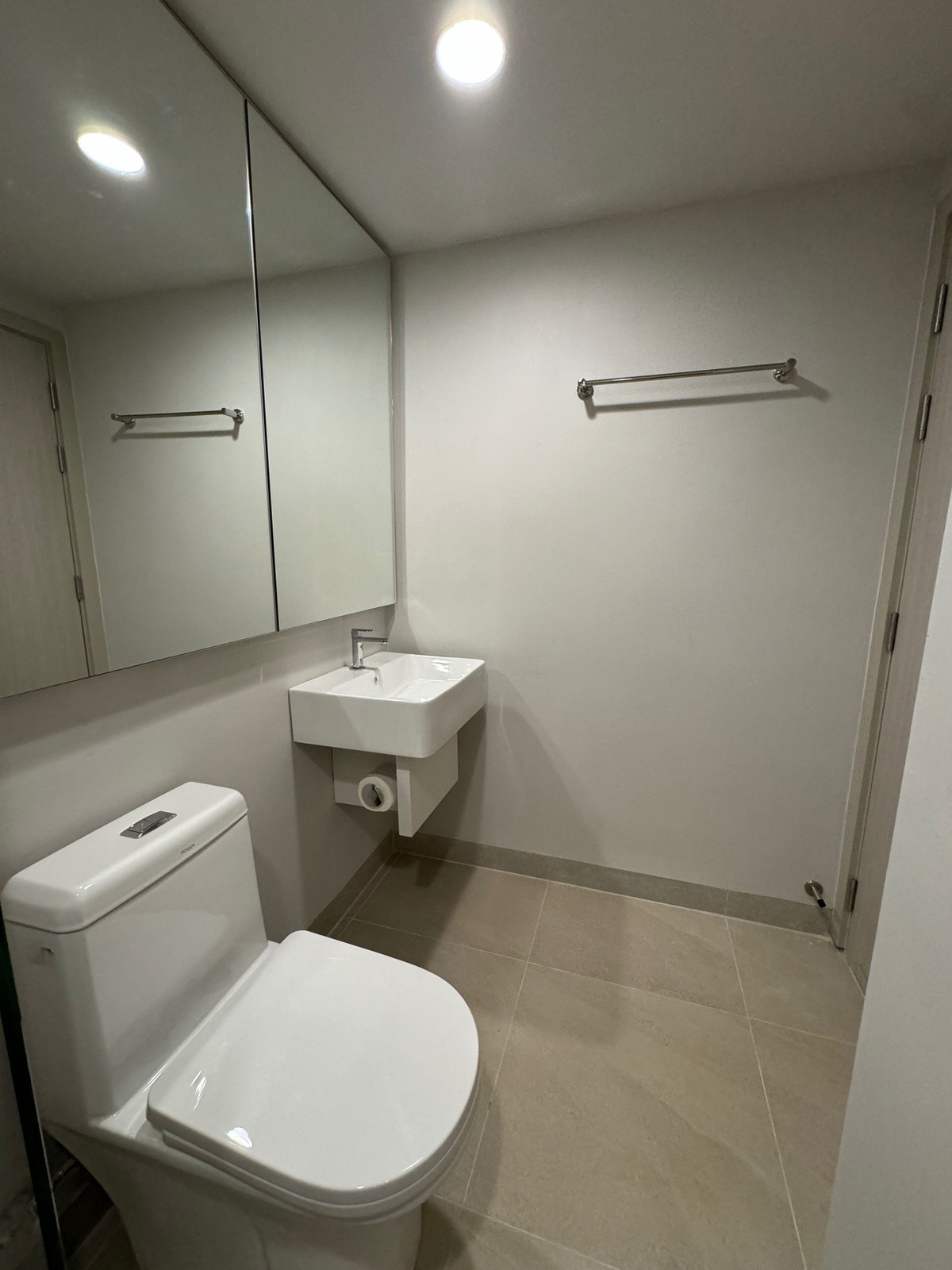 1 Bed Condo · Phra Nakhon, bangkok — photo 3