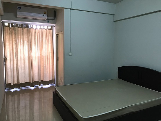 1 Bed Condo · Bang Sue, bangkok — photo 1