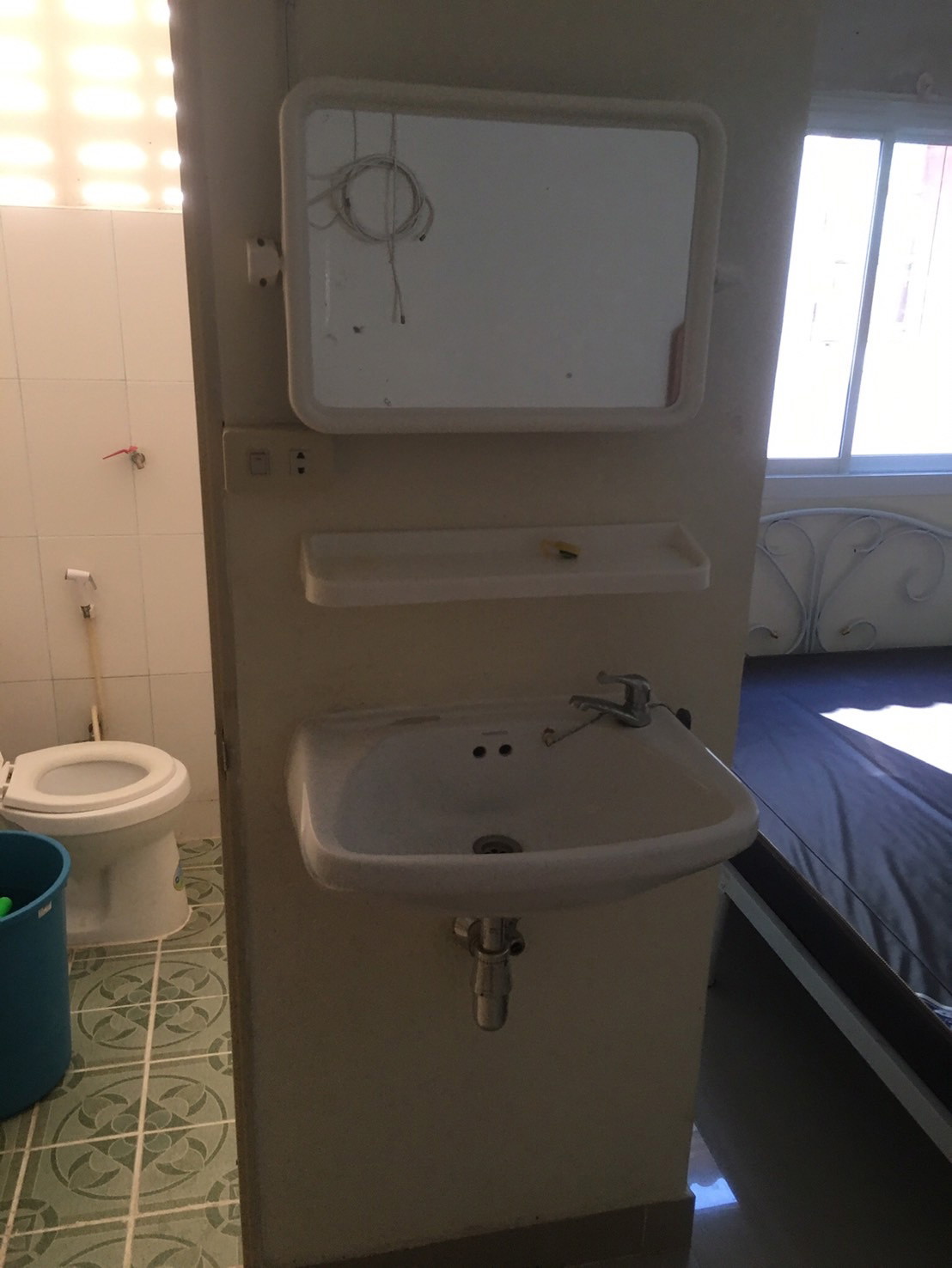 1 Bed Condo — photo 2