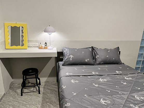1 Bed Condo — photo 2