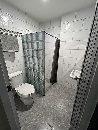 1 Bed Condo — photo 3