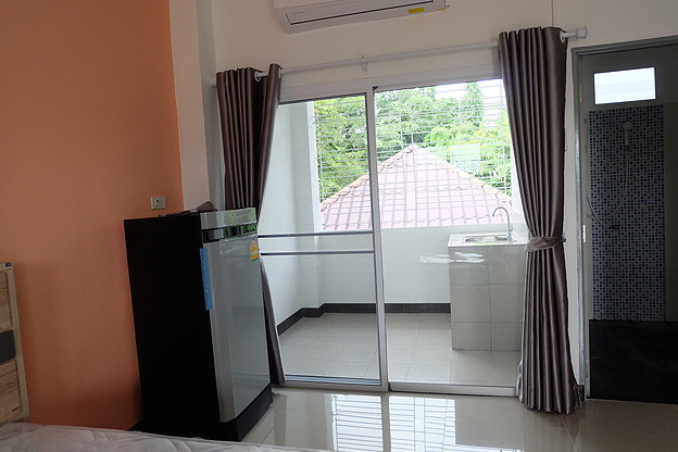 1 Bed Condo — photo 1