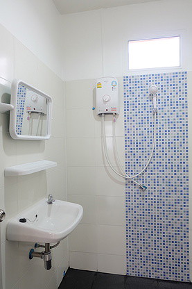 1 Bed Condo — photo 4