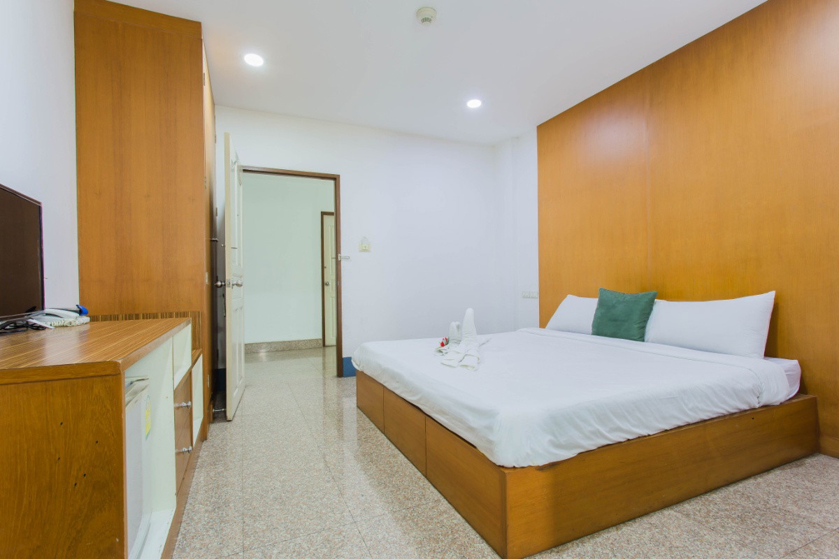 1 Bed Condo · Wang Thonglang, bangkok — photo 5