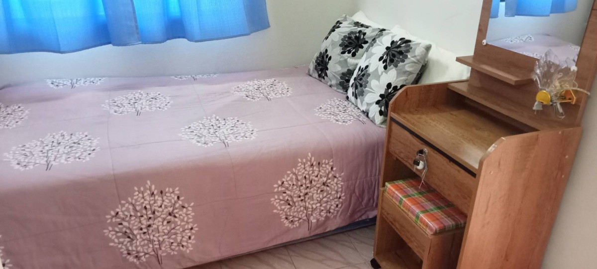 1 Bed Condo — photo 3