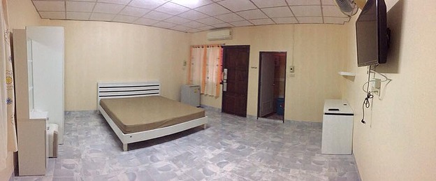 1 Bed Condo — photo 1