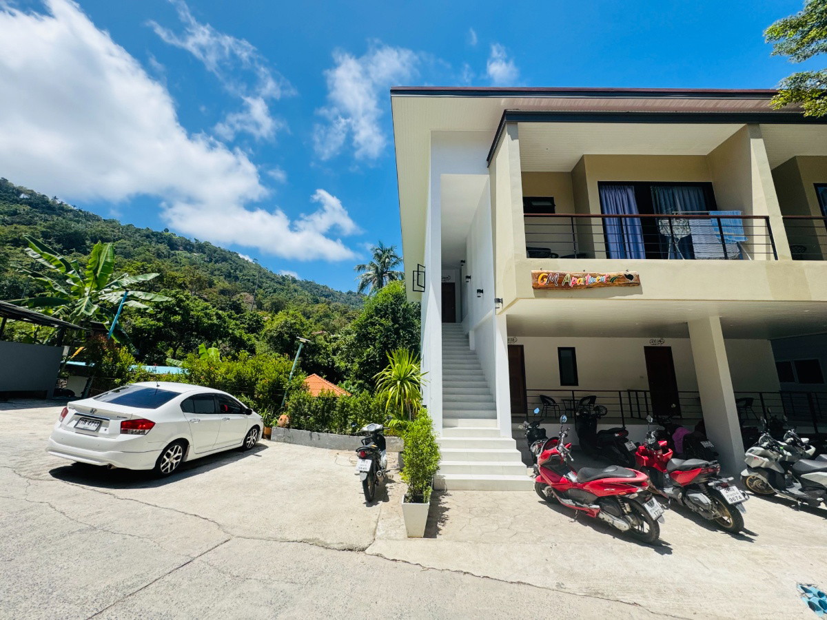 1 Bed Condo — photo 3