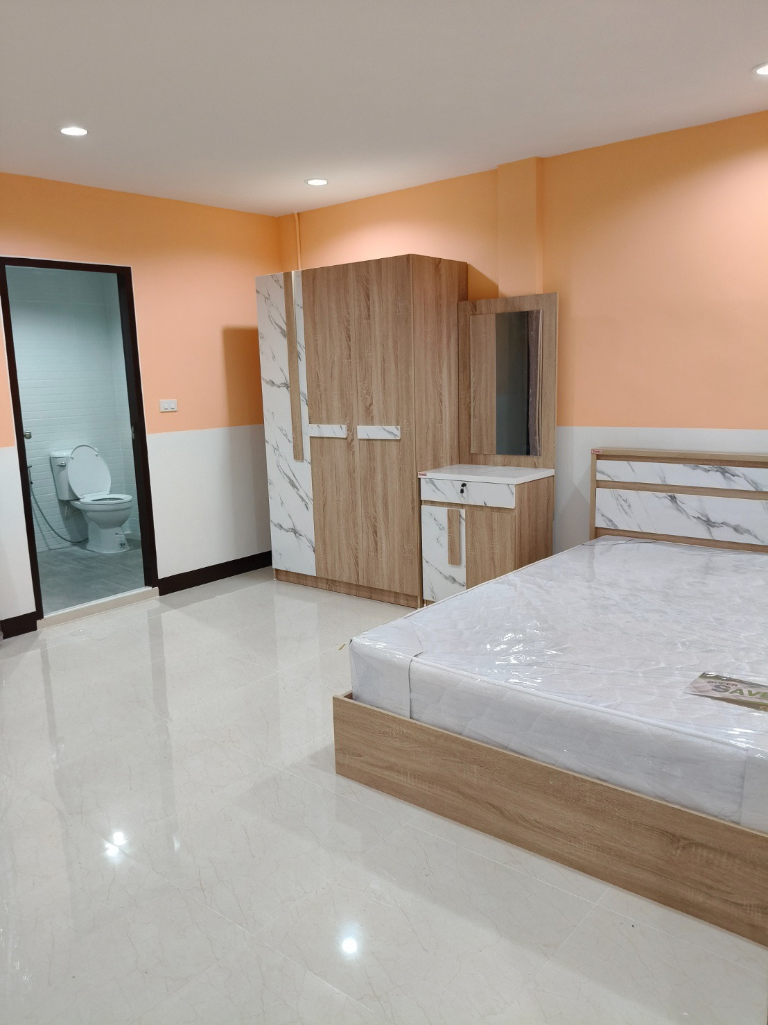 1 Bed Condo · Bangkok Noi, bangkok — photo 1