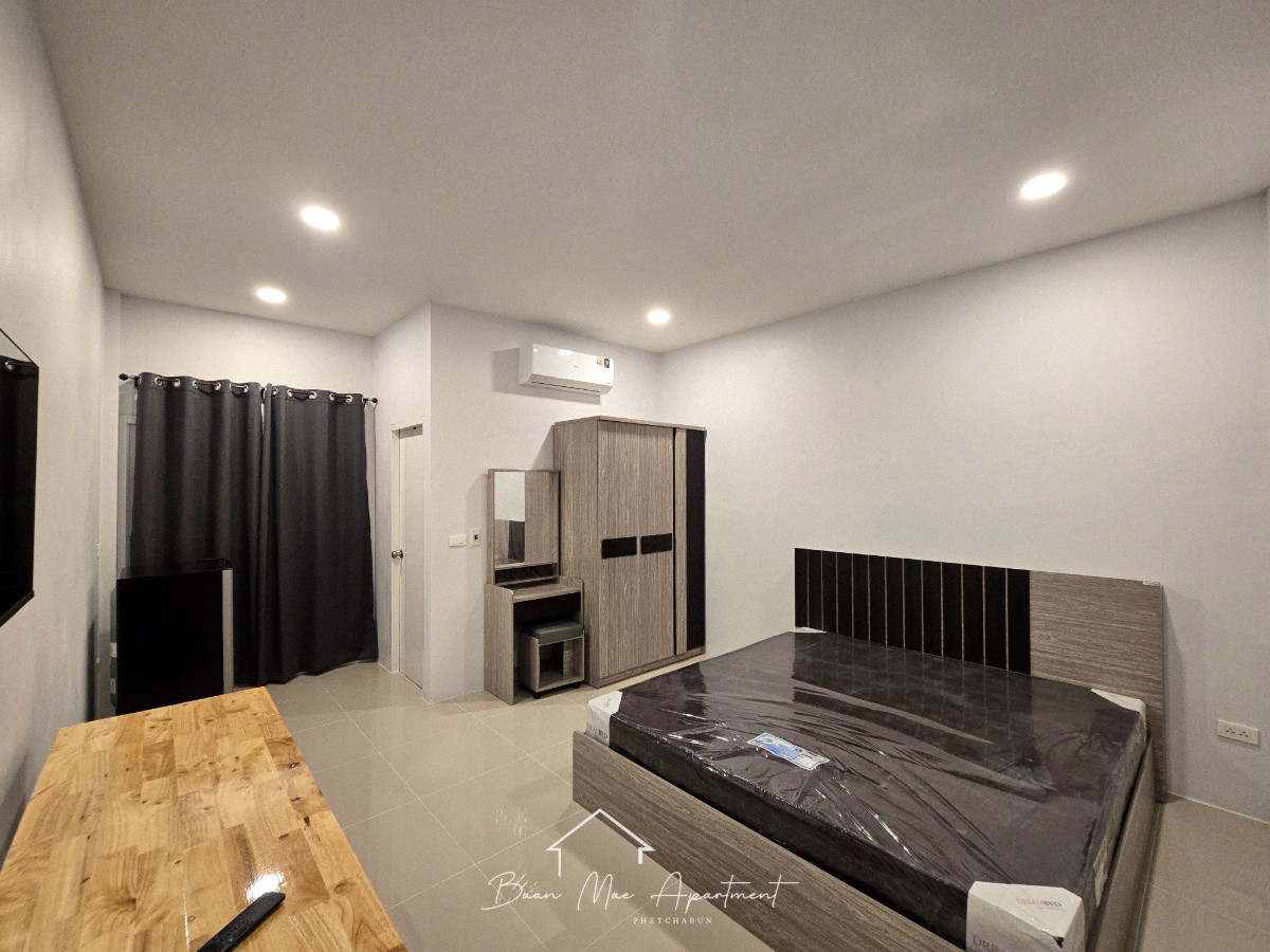 1 Bed Condo — photo 1