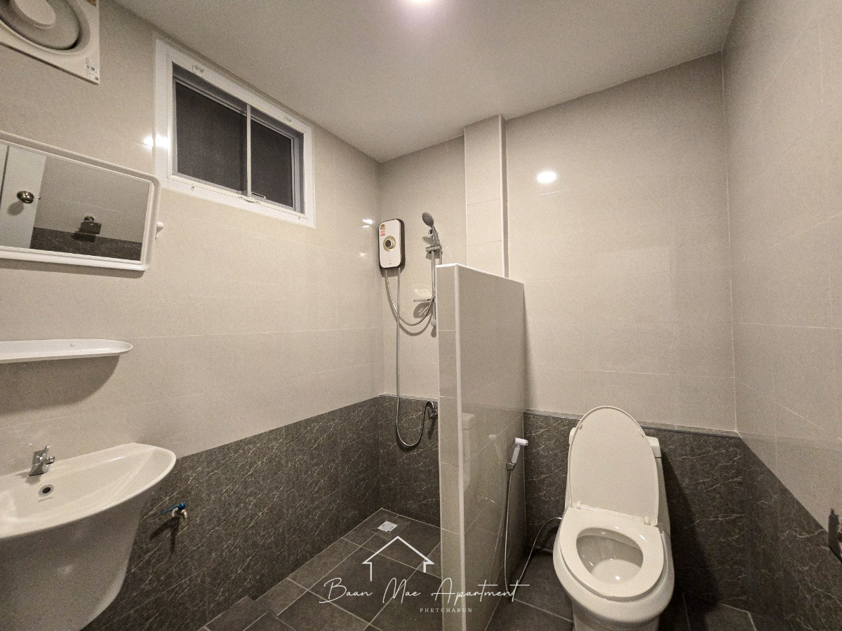 1 Bed Condo — photo 4