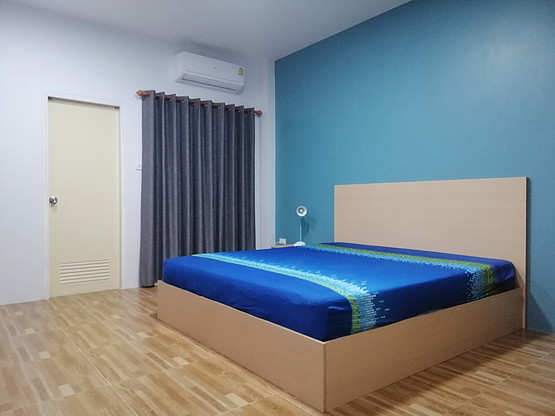 Condo — photo 1