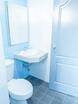 1 Bed Condo — photo 4