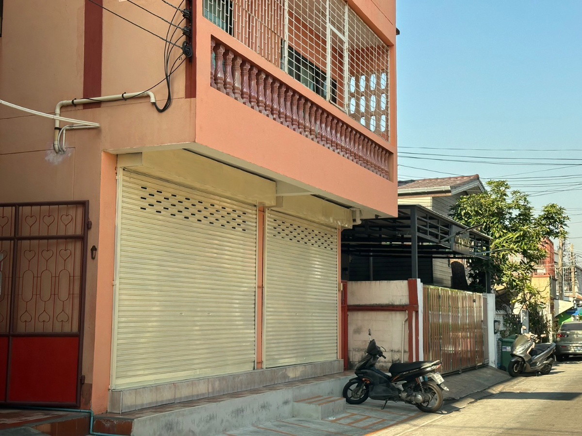 Condo · bangkok — photo 1