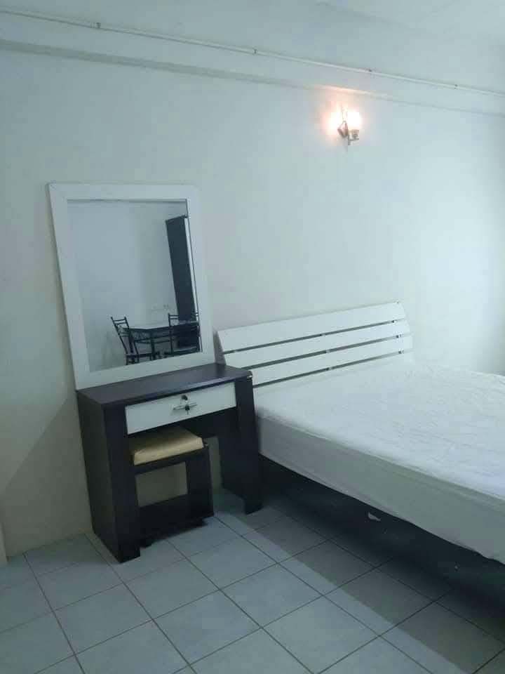 1 Bed Condo — photo 4