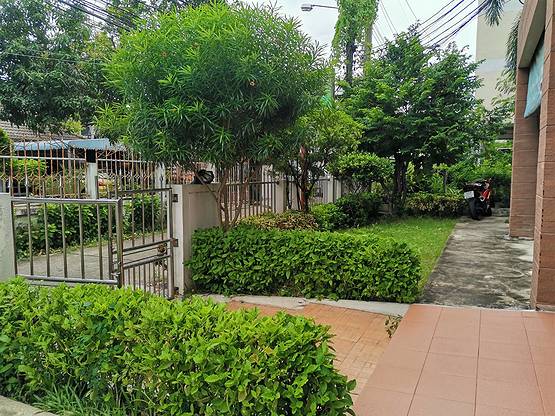 1 Bed Condo · Wang Thonglang, bangkok — photo 2