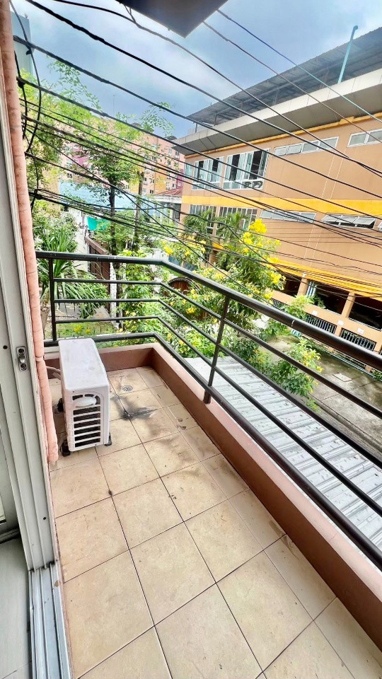 1 Bed Condo · Huai Khwang, bangkok — photo 4
