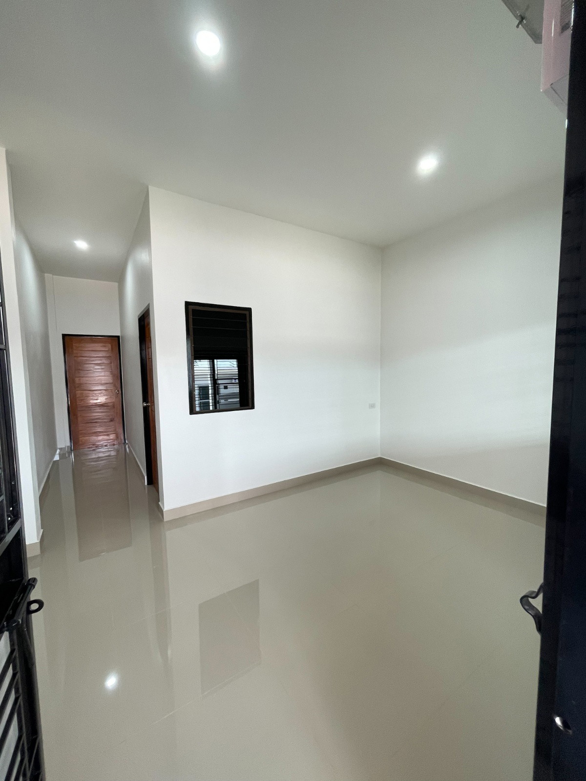 1 Bed Condo — photo 4