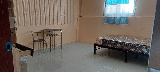 1 Bed Condo — photo 4