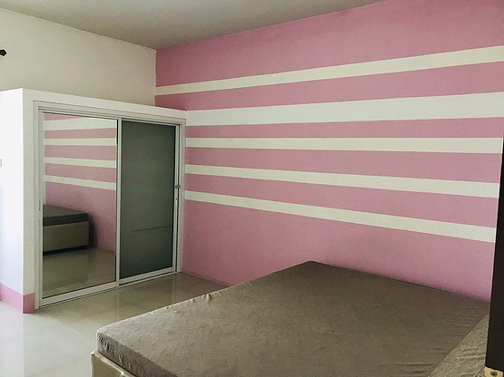 Condo — photo 1