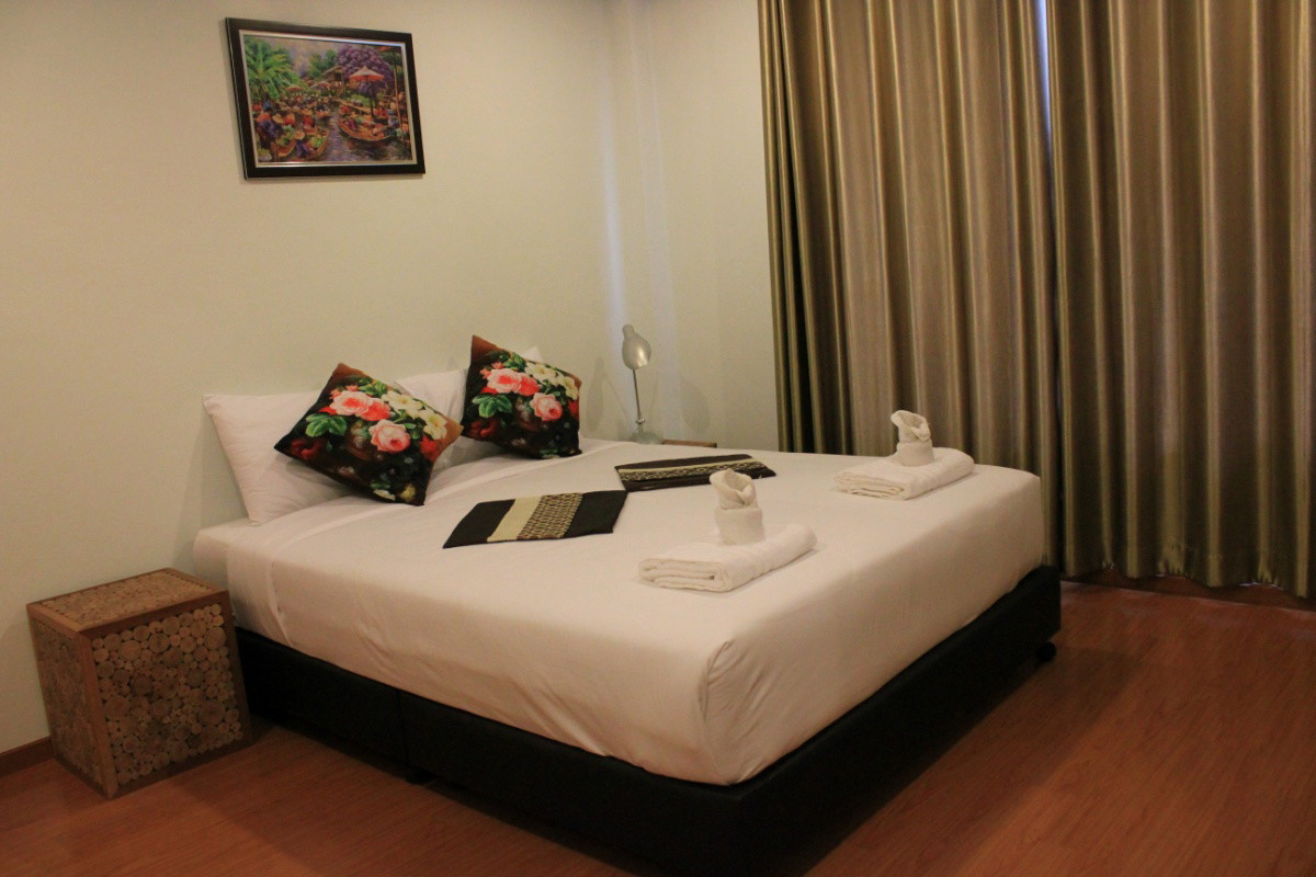 1 Bed Condo · Huai Khwang, bangkok — photo 2