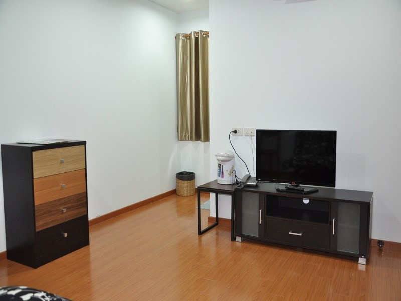 1 Bed Condo · Huai Khwang, bangkok — photo 4
