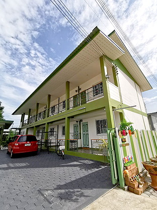 Condo — photo 1
