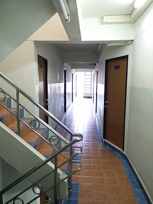 1 Bed Condo — photo 3
