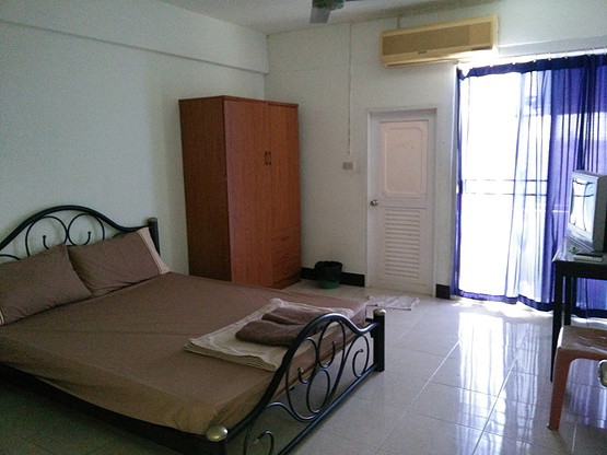 1 Bed Condo — photo 5