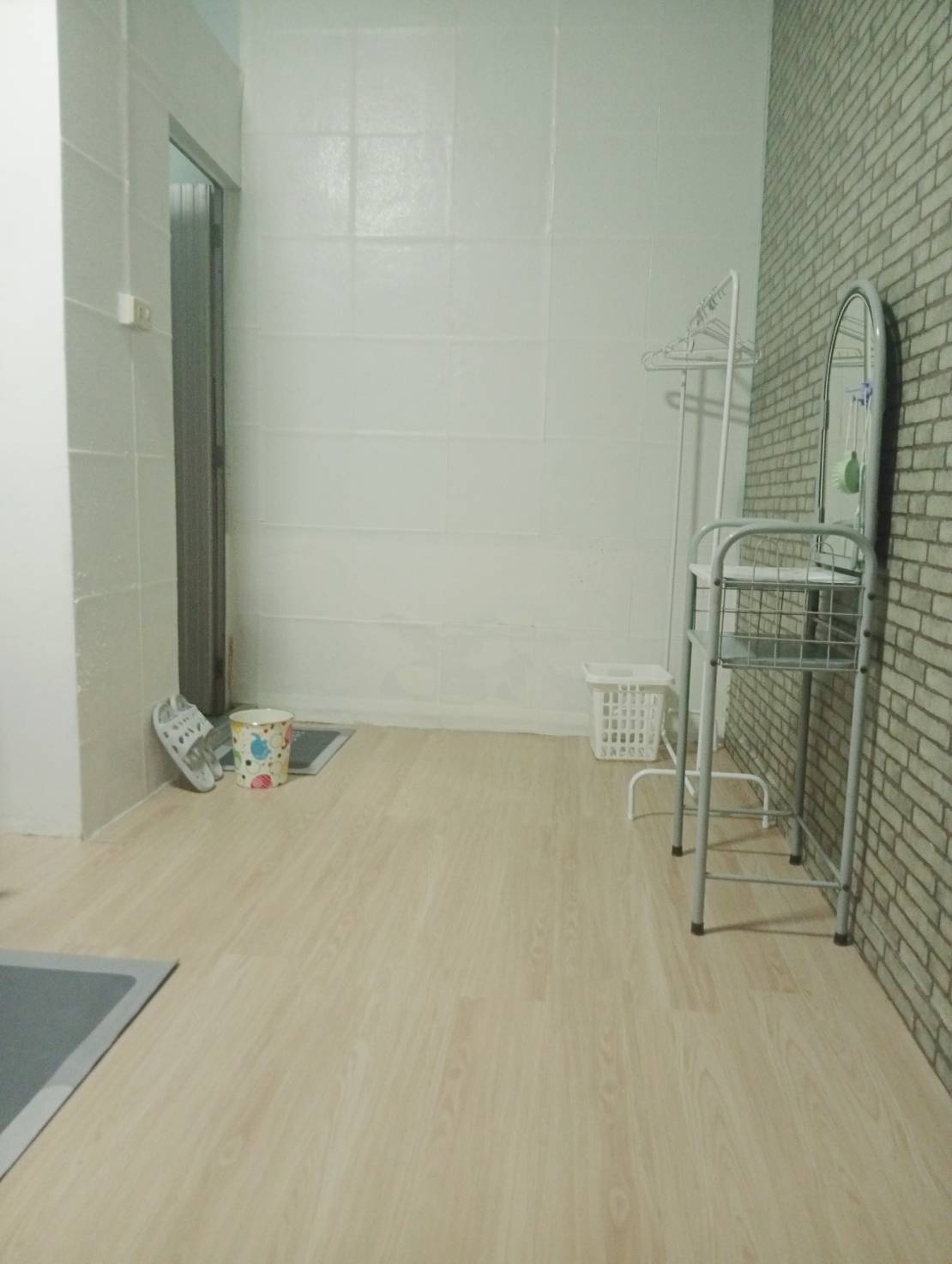 1 Bed Condo — photo 4