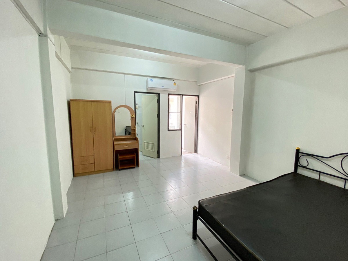 HOMEPLACE APARTMENT
