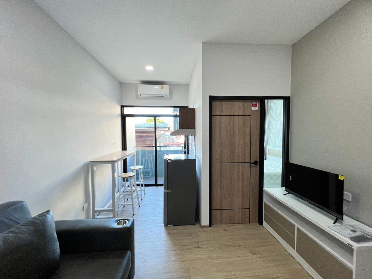 Condo — photo 3