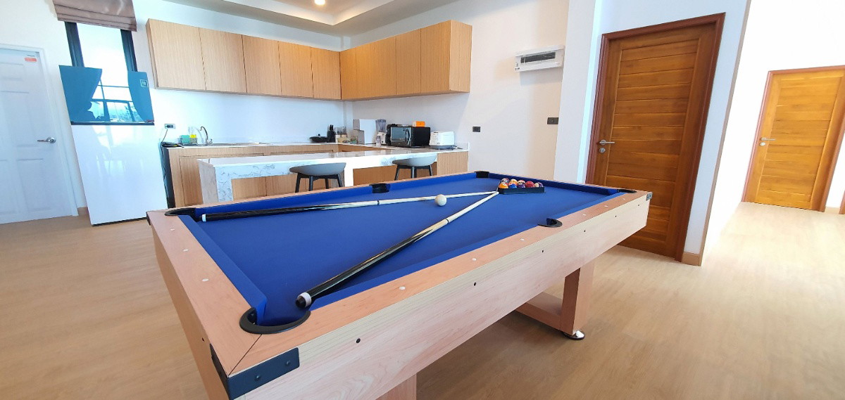 1 Bed Condo — photo 3