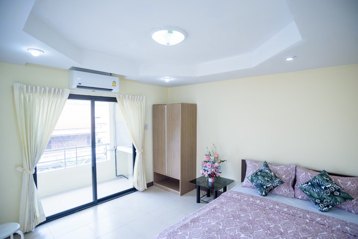 Condo · Min Buri, bangkok — photo 1