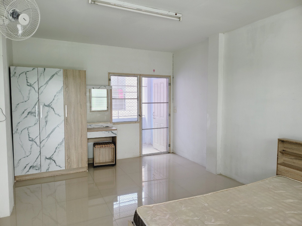 1 Bed Condo · Mueang Chon Buri, chon_buri — photo 5