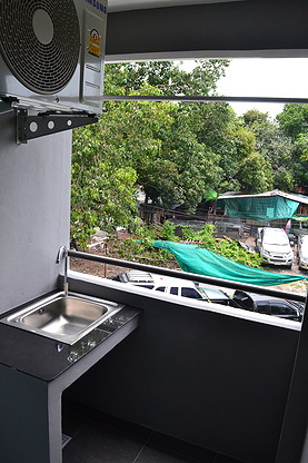 1 Bed Condo · Khlong San, bangkok — photo 5