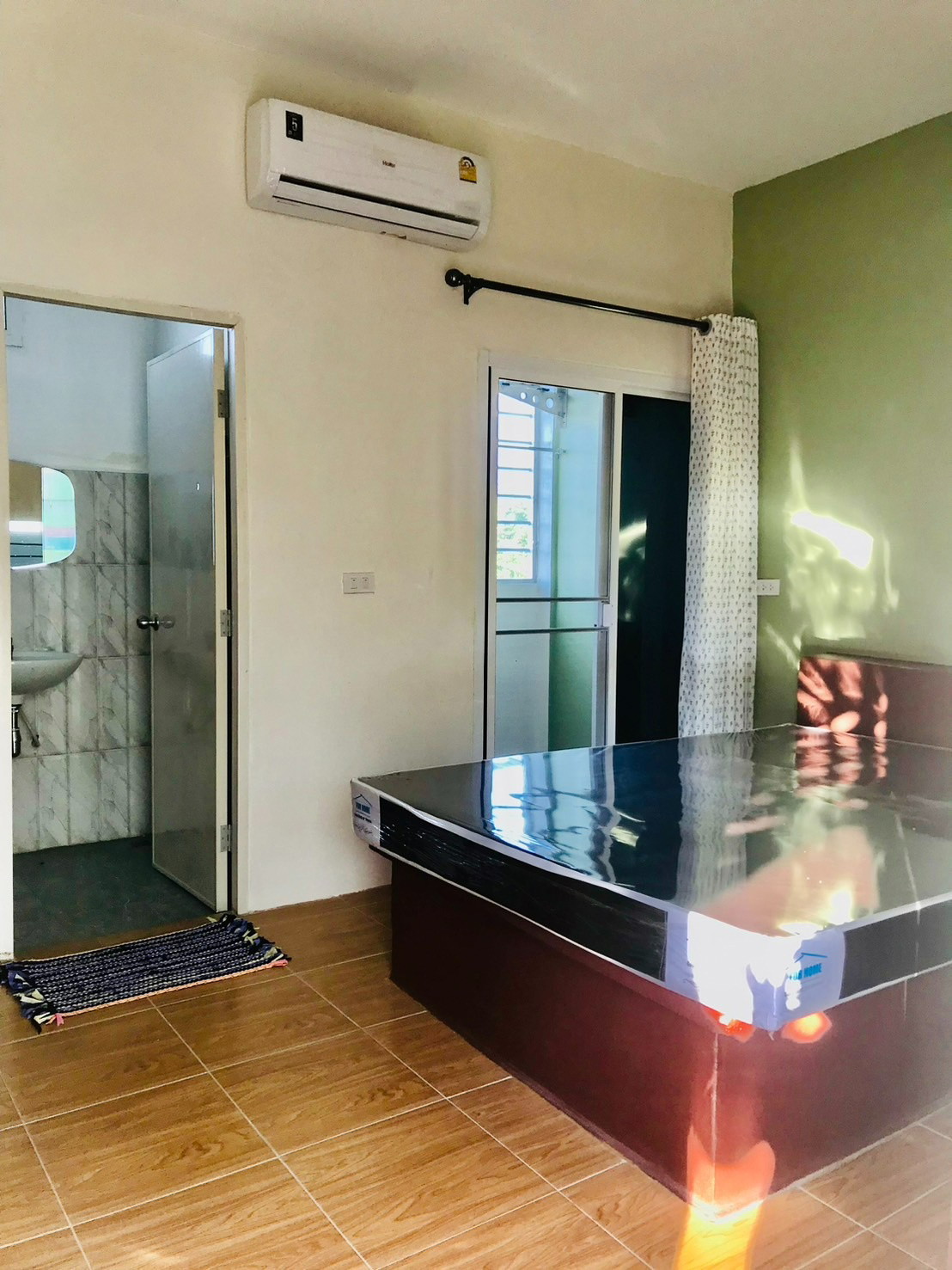 1 Bed Condo — photo 1
