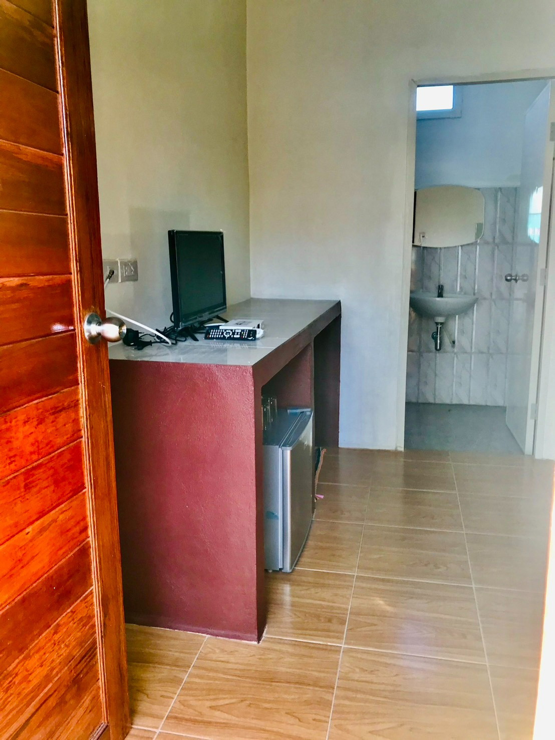 1 Bed Condo — photo 3