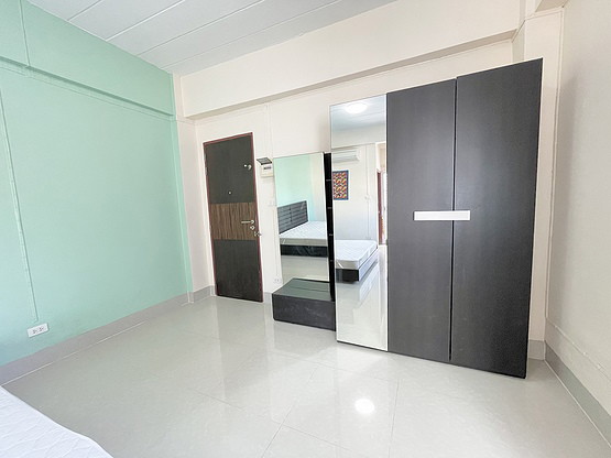 1 Bed Condo — photo 4