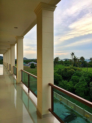 Condo · Mueang Chon Buri, chon_buri — photo 3