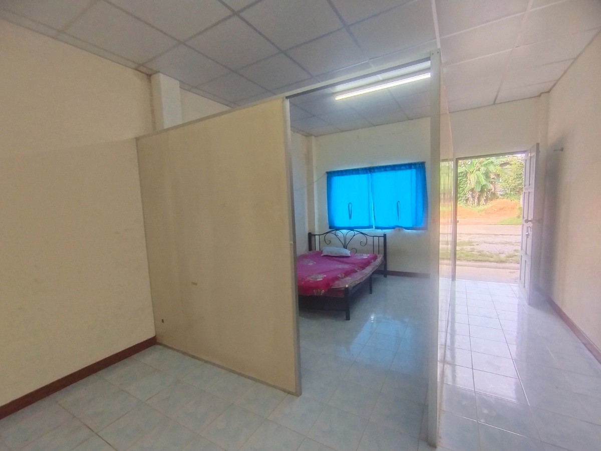 1 Bed Condo — photo 4