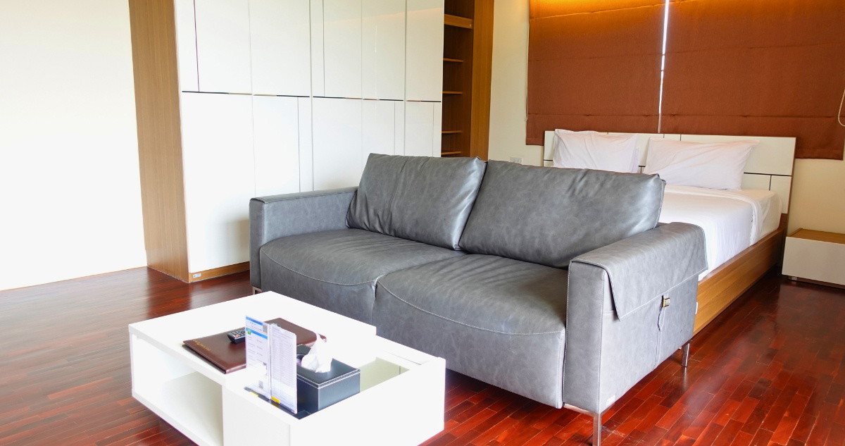 1 Bed Condo — photo 3
