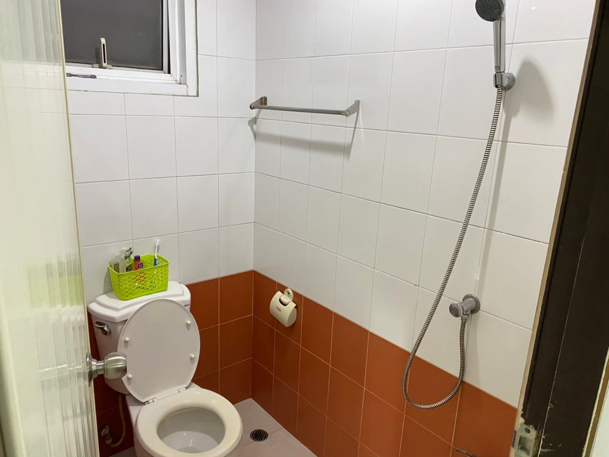 1 Bed Condo — photo 3