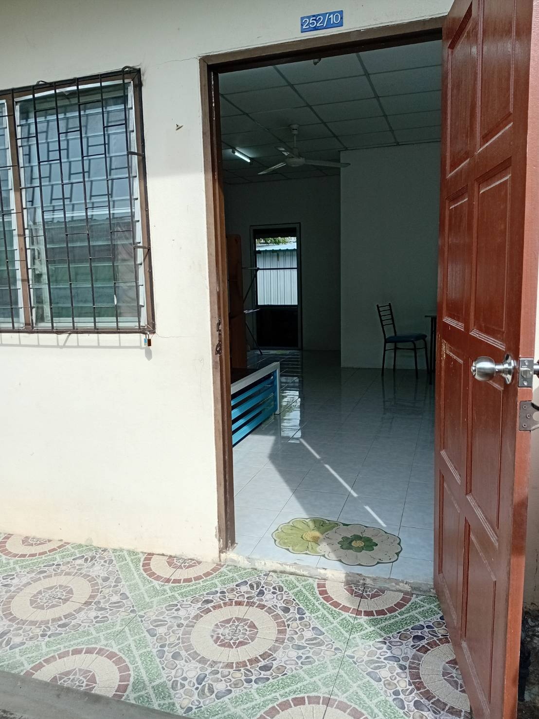 1 Bed Condo — photo 3
