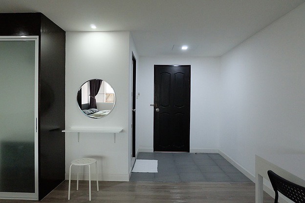 1 Bed Condo · Wang Thonglang, bangkok — photo 4