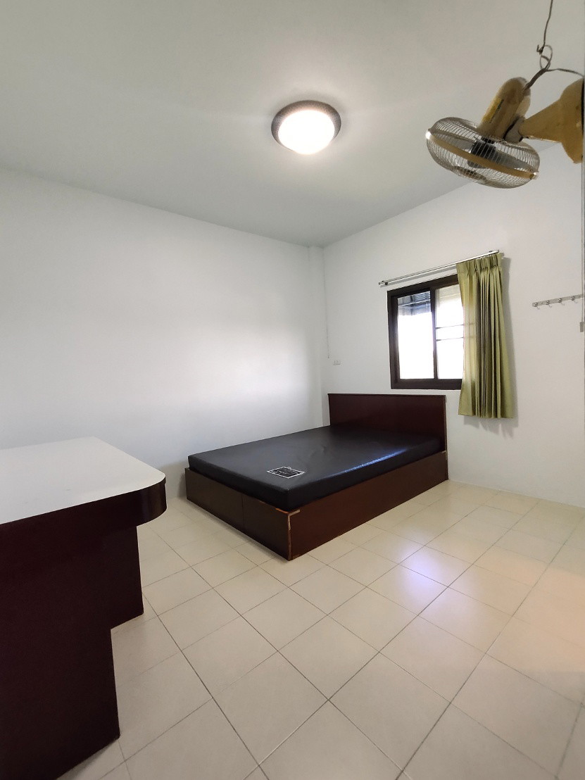 1 Bed Condo — photo 4